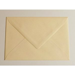 מעטפות דואר מיוחדות שנהב נטול עץ